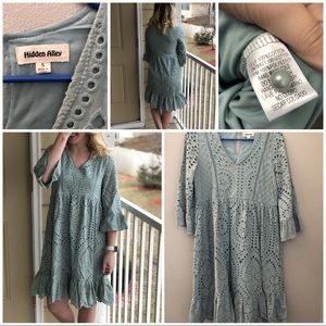 Chunky Lace Sage Dress